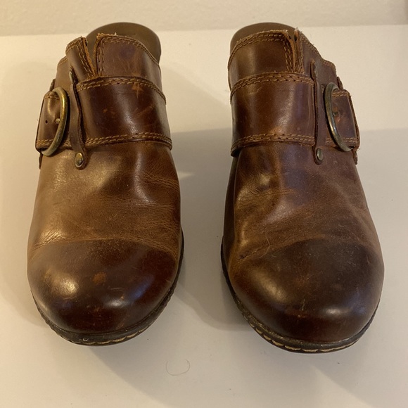 BOC distressed leather clogs size 9 - Picture 2 of 10